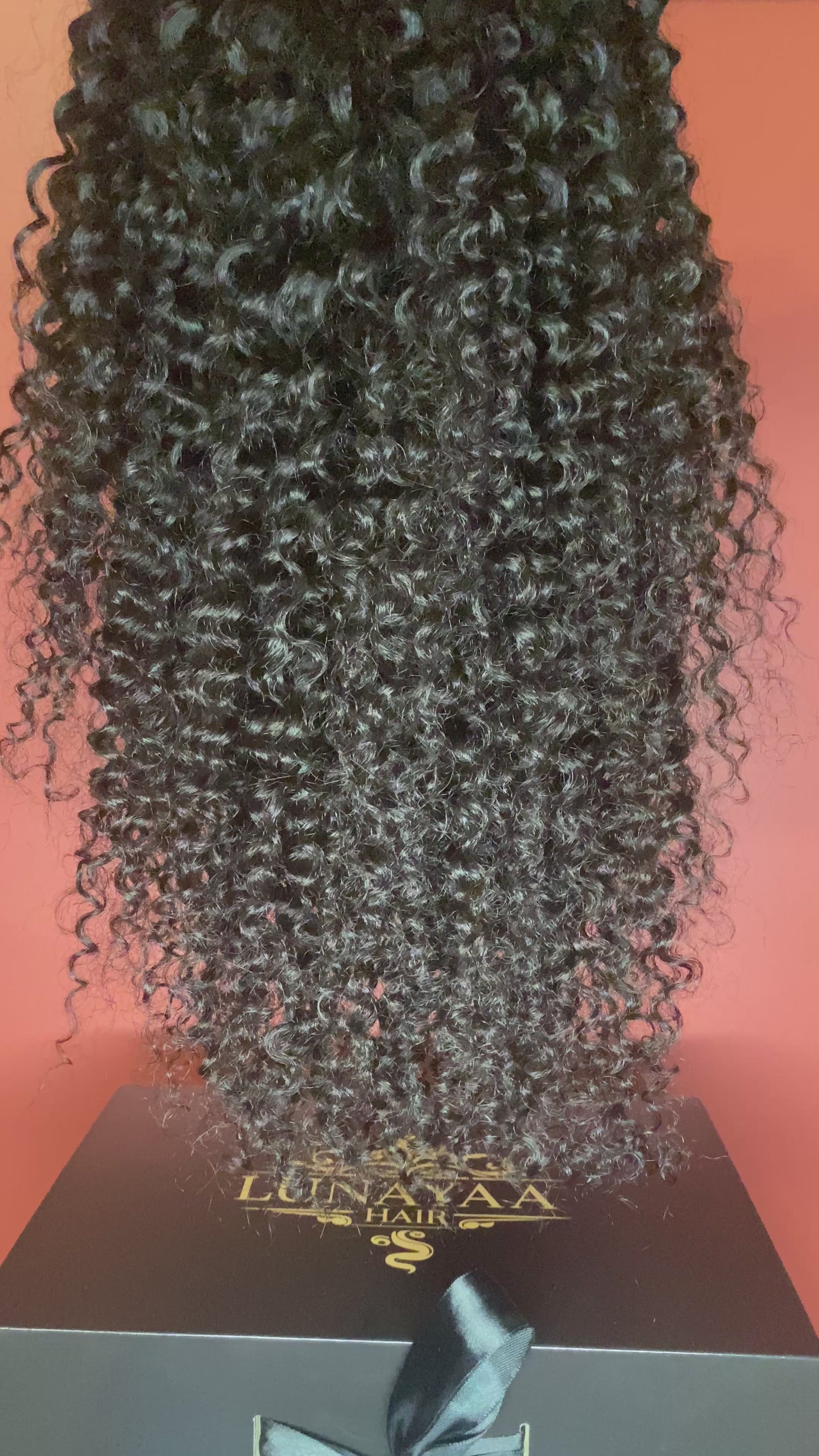 - LUNA - Kinky Curly - à partir de 295,00€
